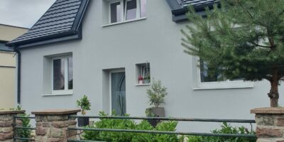 Isolation thermique des murs d'une maison par l'extérieur avec finitions crépis WEBER Haguenau BAS-RHIN